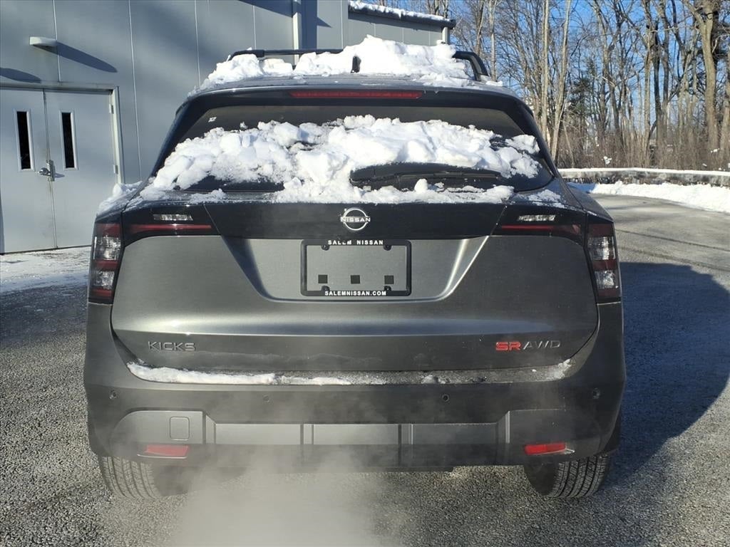 2026 Nissan Kicks SR