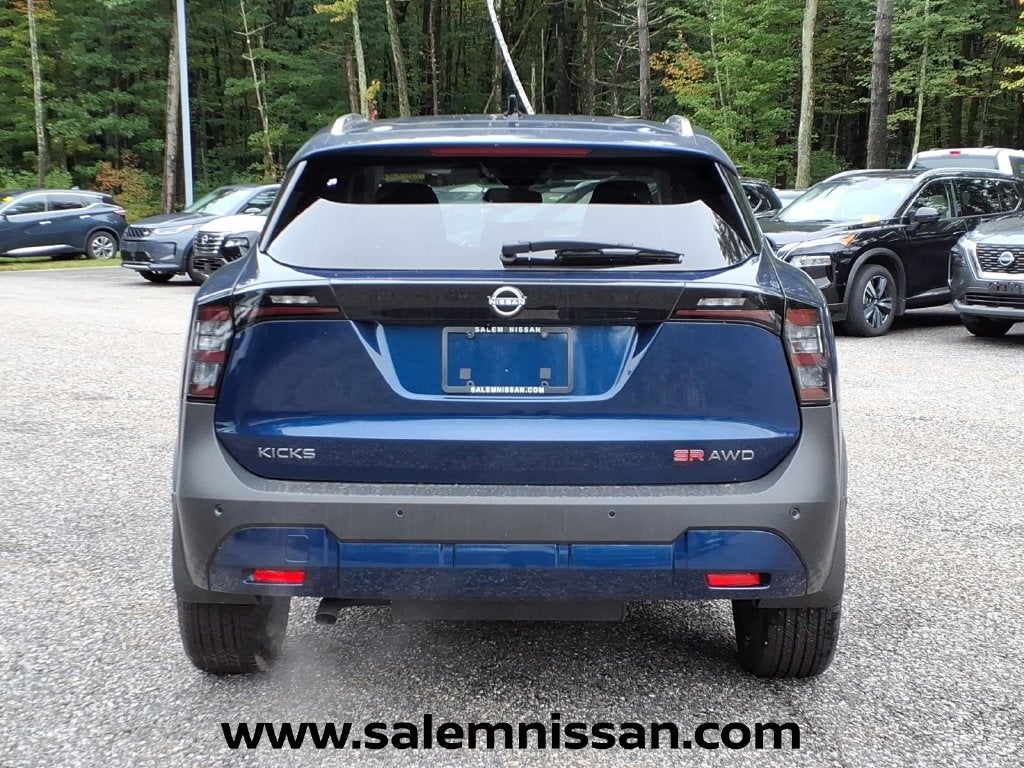 2026 Nissan Kicks SR