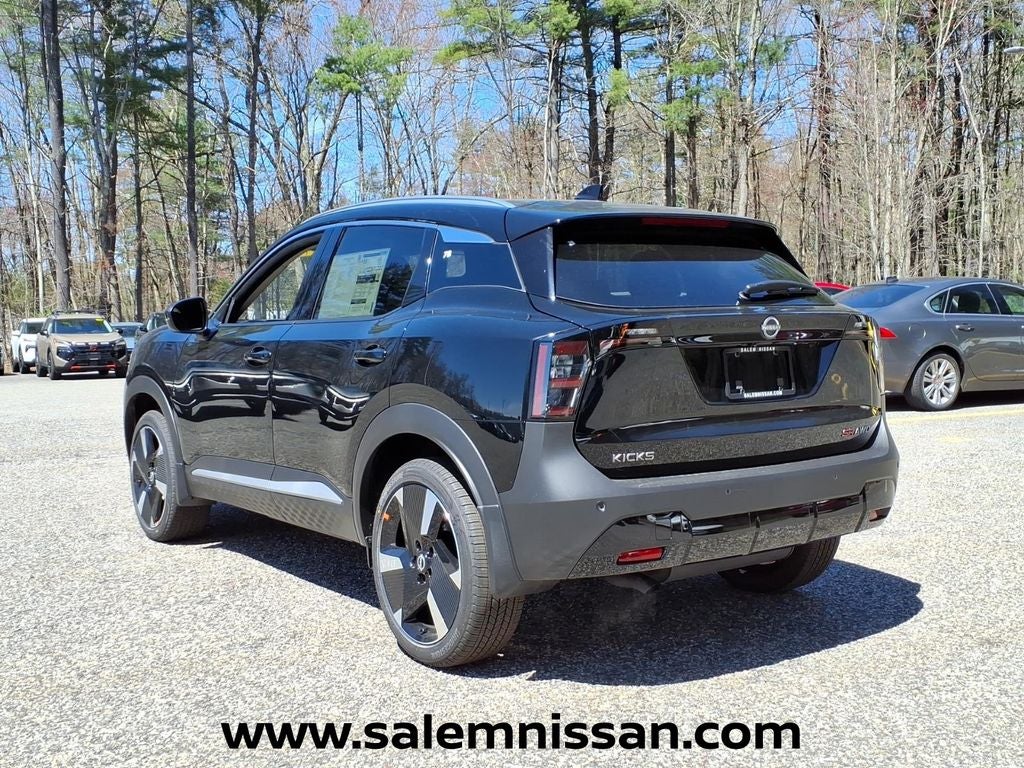 2026 Nissan Kicks SR