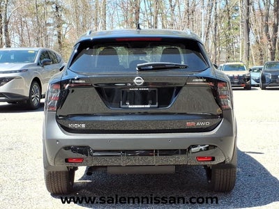 2026 Nissan Kicks SR
