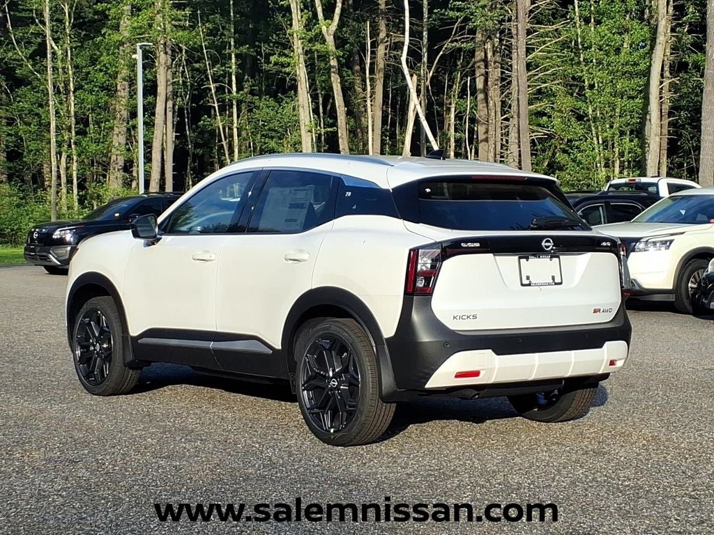 2026 Nissan Kicks SR