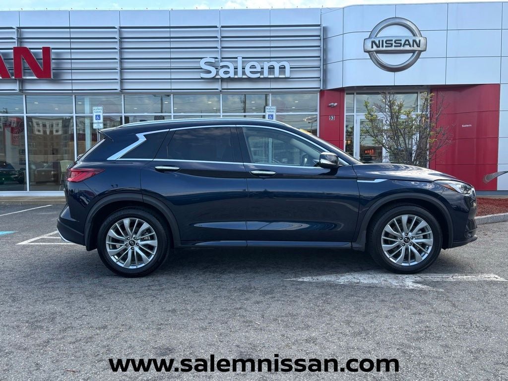 2023 INFINITI QX50 LUXE