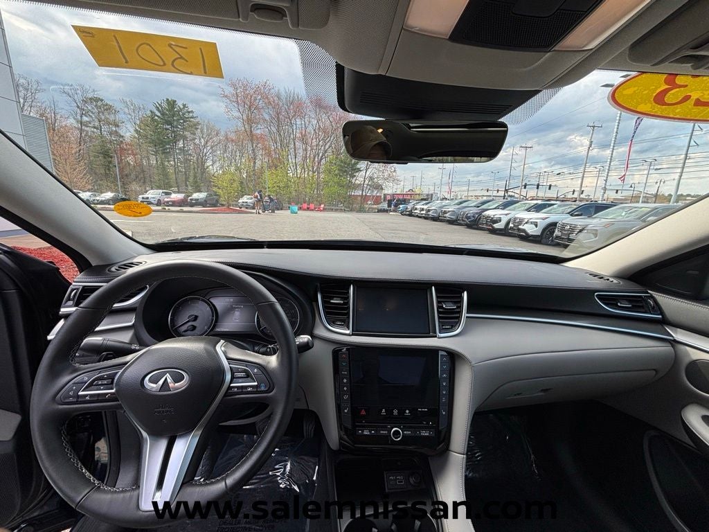 2023 INFINITI QX50 LUXE