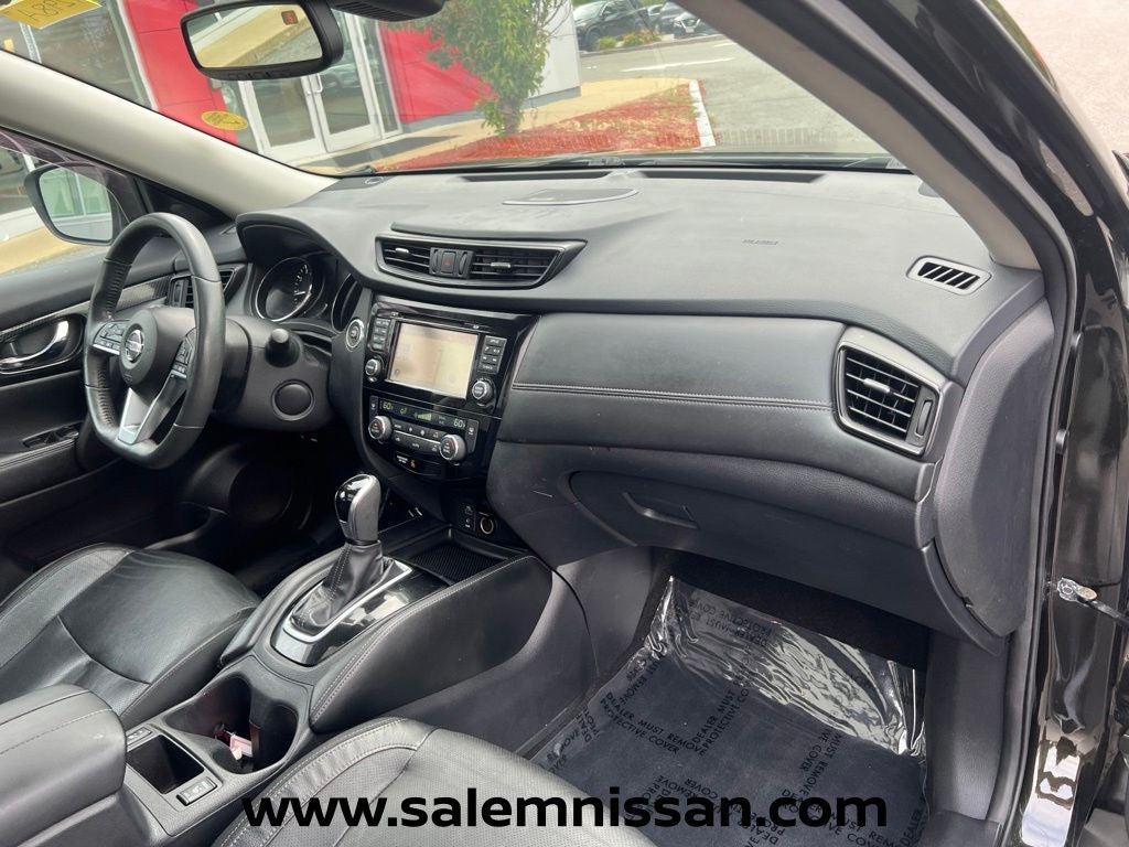 2017 Nissan Rogue SL