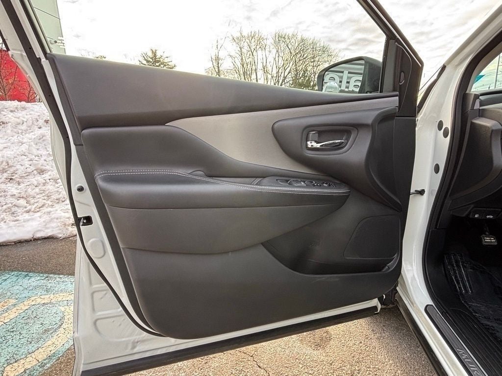 2024 Nissan Murano SV