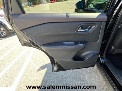 2023 Nissan Rogue SV FWD