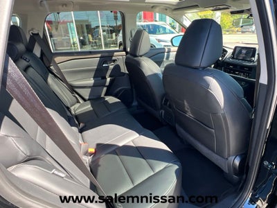 2023 Nissan Rogue SV FWD