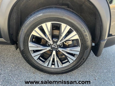 2023 Nissan Rogue SV FWD