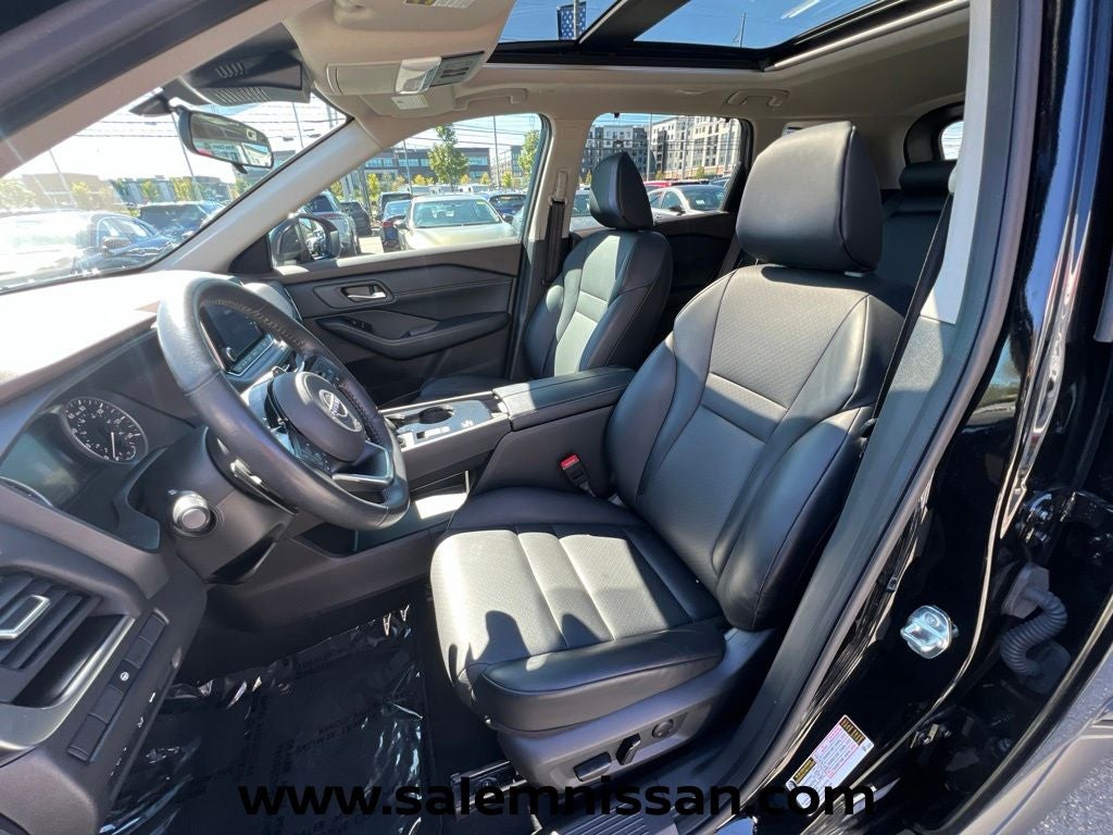 2023 Nissan Rogue SV FWD