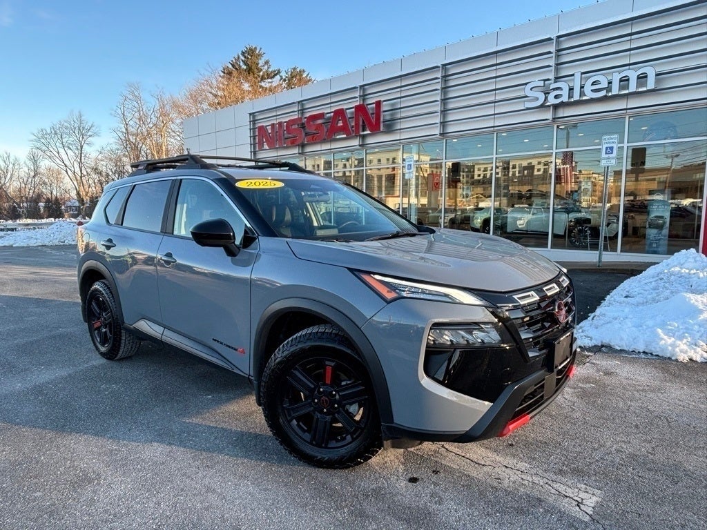 2025 Nissan Rogue Rock Creek