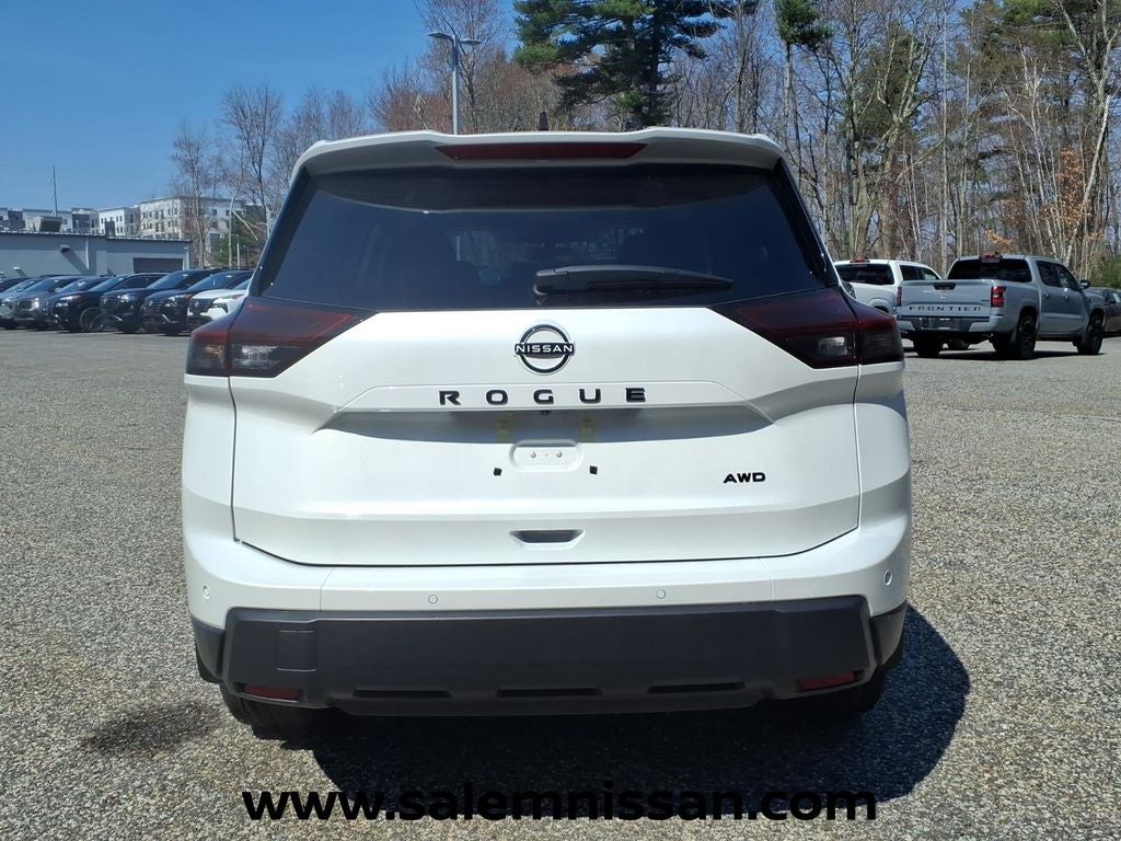 2026 Nissan Rogue Dark Armor