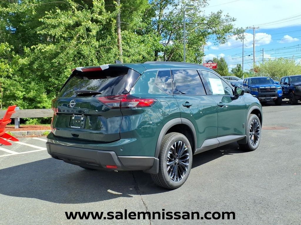2026 Nissan Rogue Dark Armor