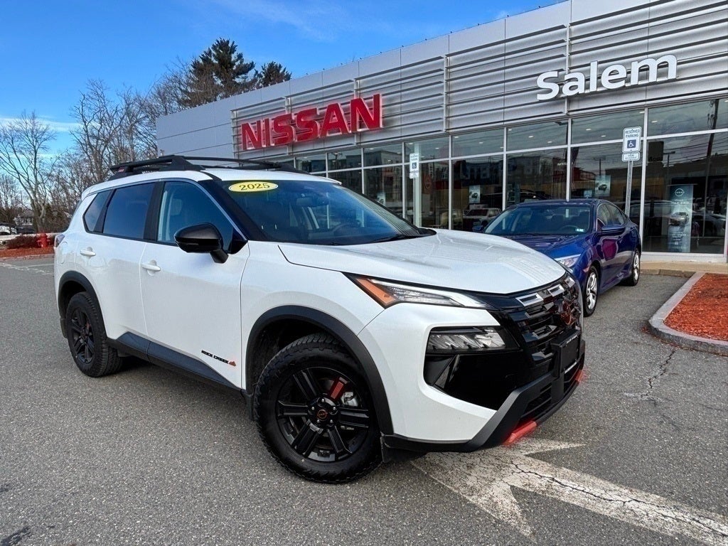 2025 Nissan Rogue Rock Creek