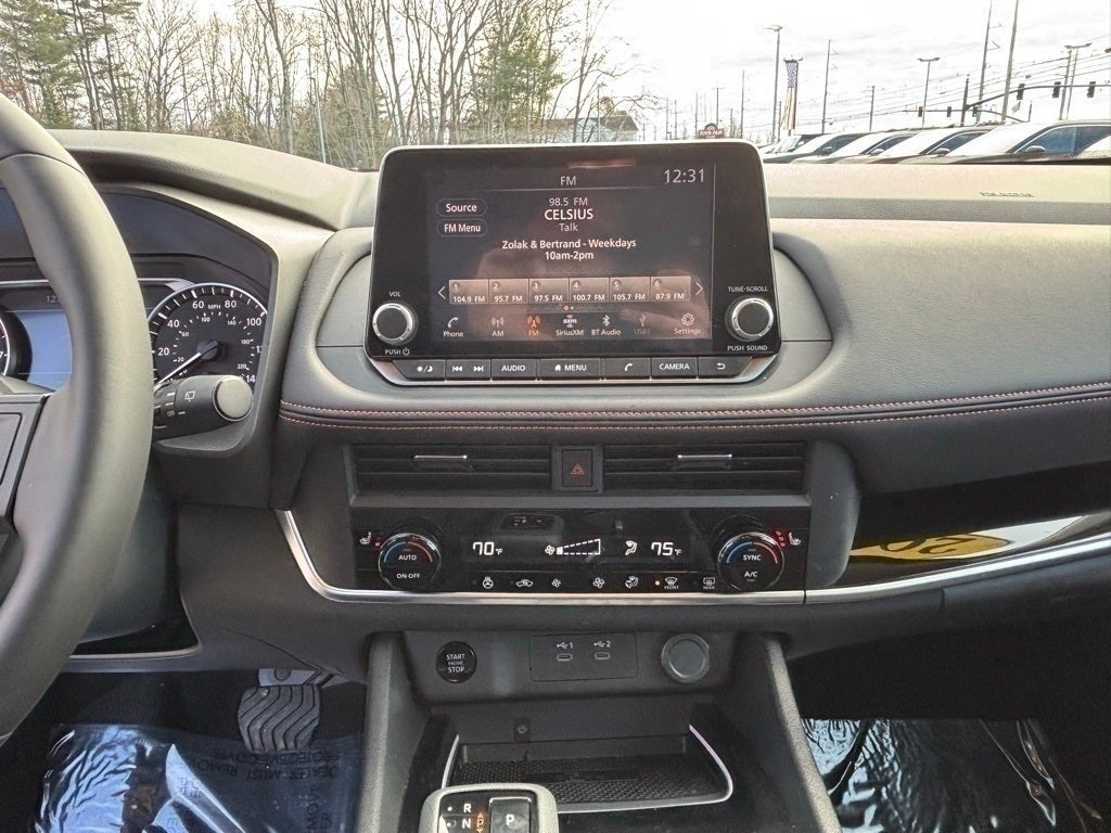 2025 Nissan Rogue Rock Creek