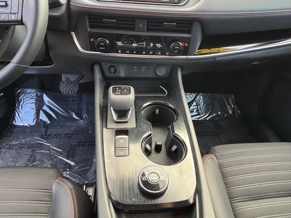 2025 Nissan Rogue Rock Creek