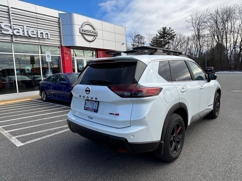 2025 Nissan Rogue Rock Creek
