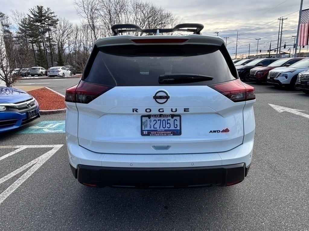 2025 Nissan Rogue Rock Creek
