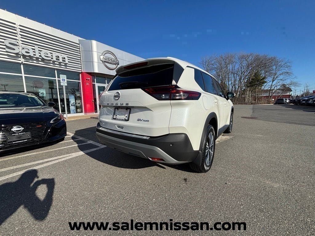 2023 Nissan Rogue SV