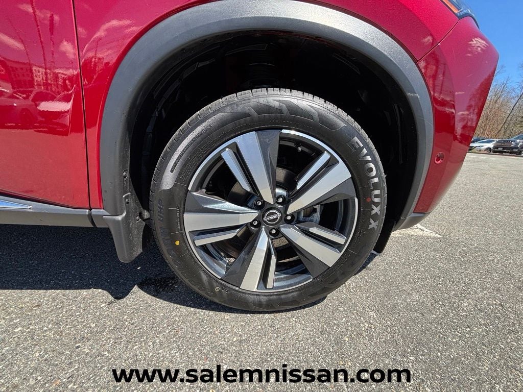 2023 Nissan Rogue SL
