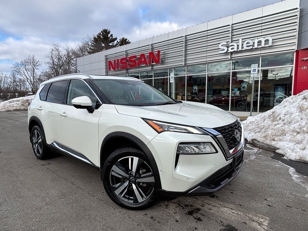 2023 Nissan Rogue SL