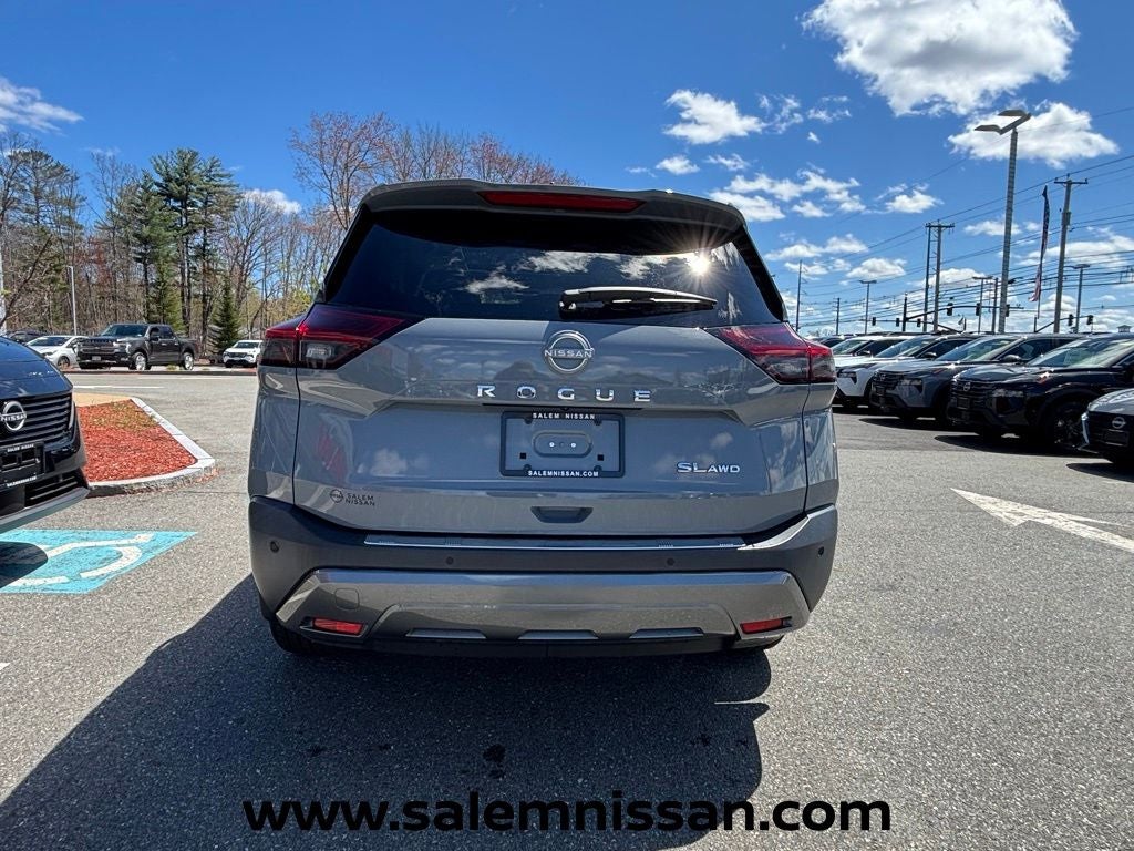 2023 Nissan Rogue SL