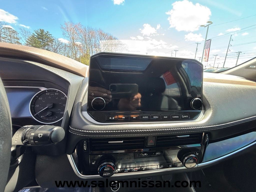 2023 Nissan Rogue SL