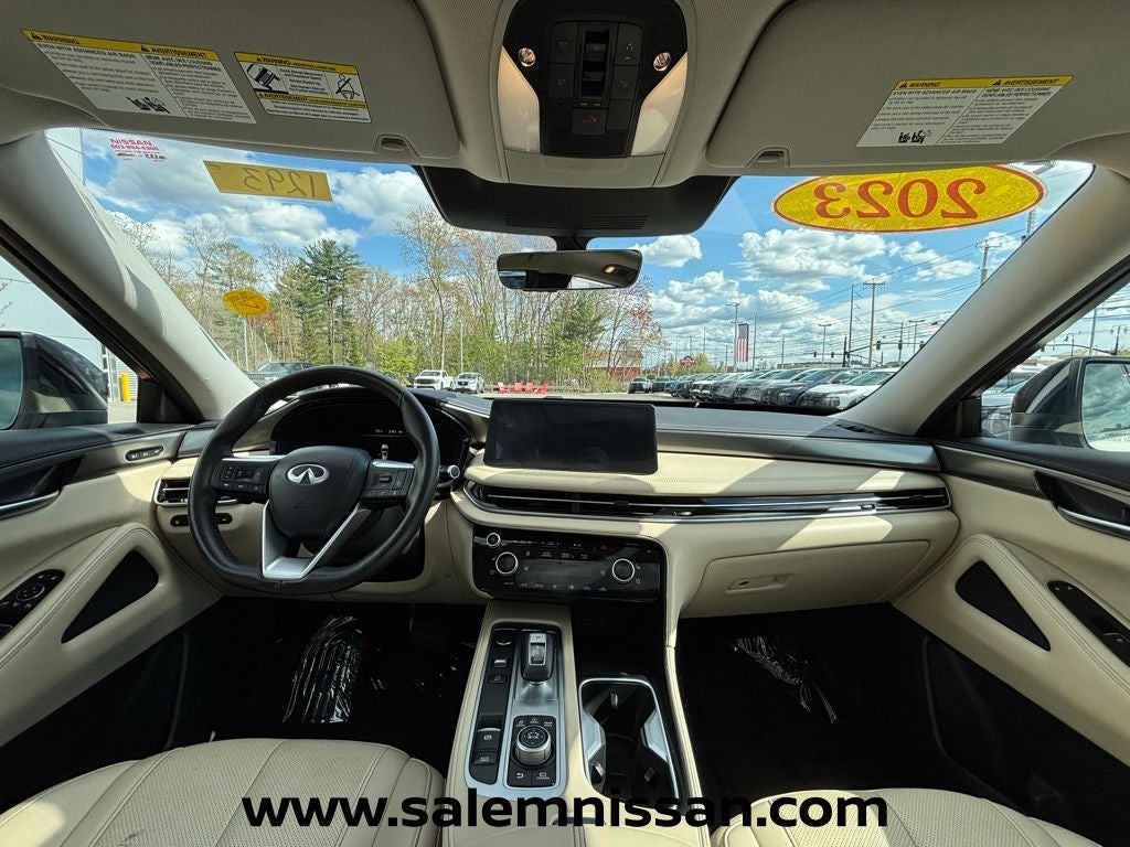 2023 INFINITI QX60 LUXE