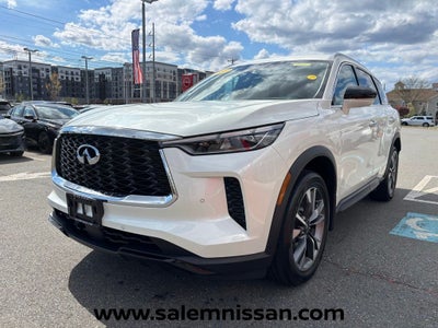 2023 INFINITI QX60 LUXE