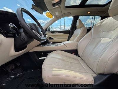 2023 INFINITI QX60 LUXE