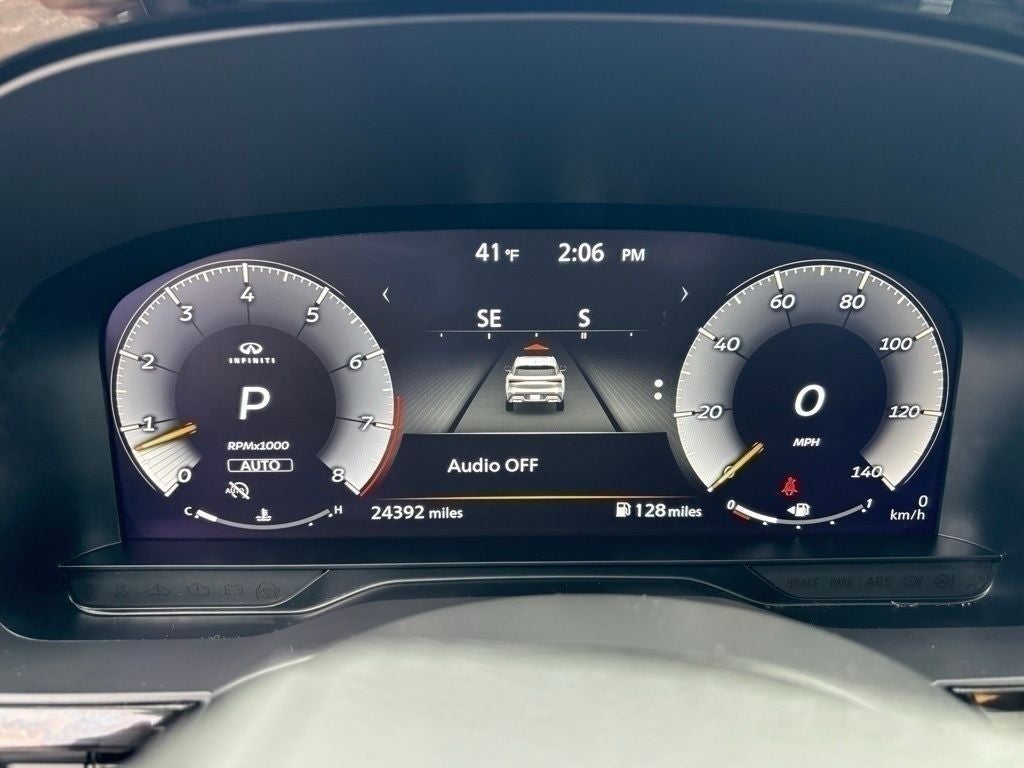 2023 INFINITI QX60 LUXE