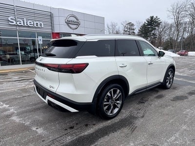 2023 INFINITI QX60 LUXE