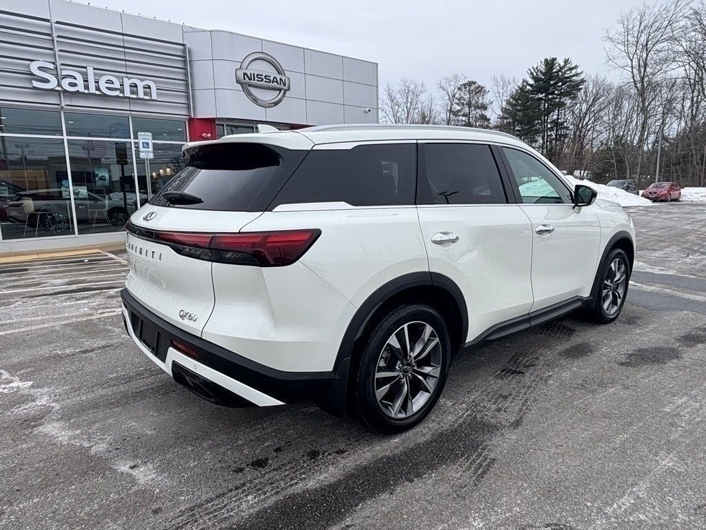 2023 INFINITI QX60 LUXE