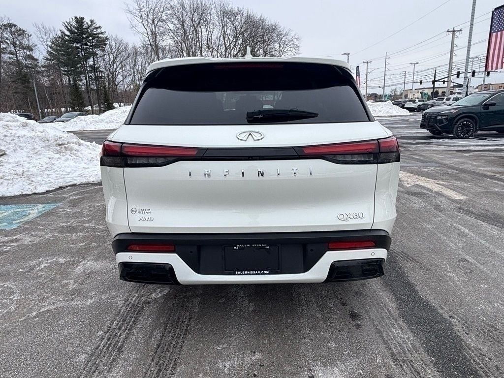 2023 INFINITI QX60 LUXE