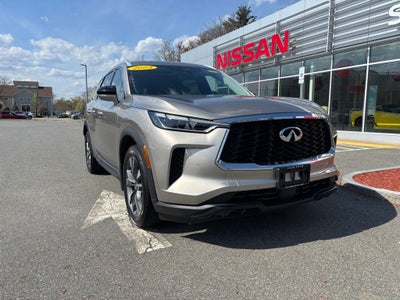 2023 INFINITI QX60 LUXE
