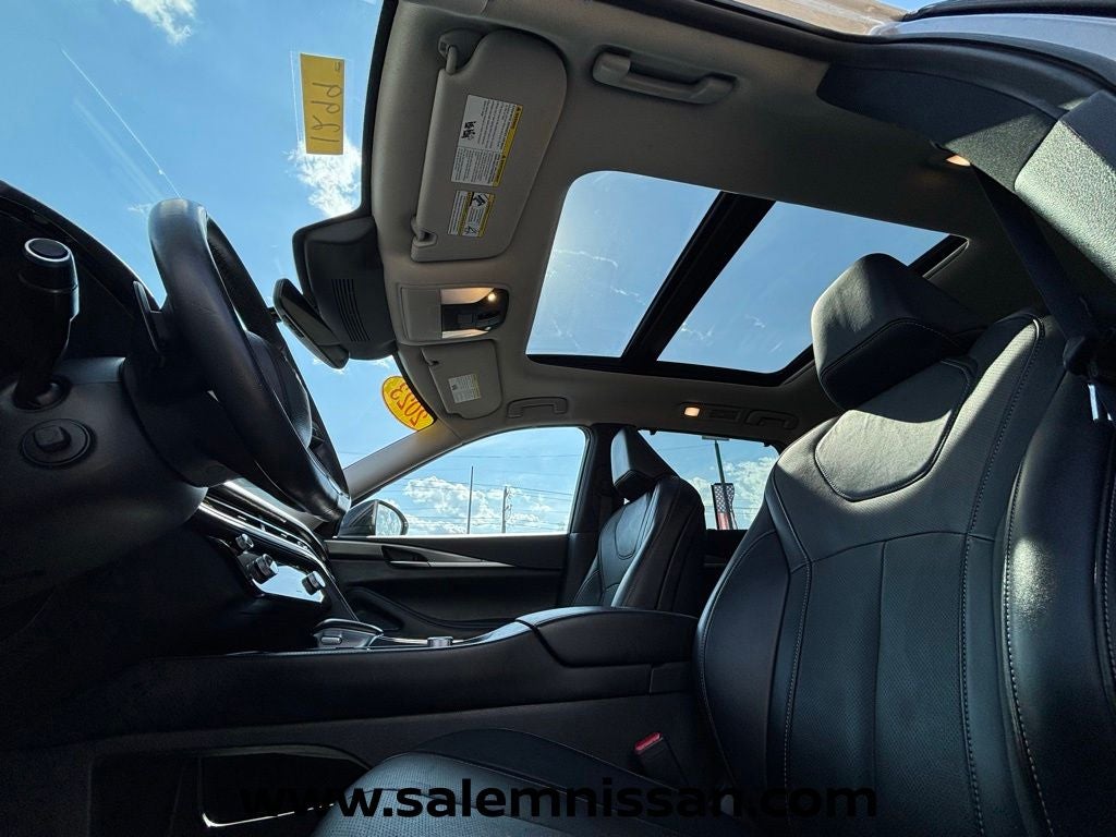 2023 INFINITI QX60 LUXE