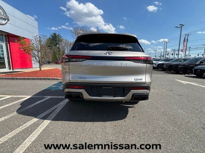 2023 INFINITI QX60 LUXE