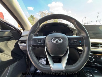 2023 INFINITI QX60 LUXE