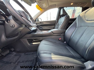 2023 INFINITI QX60 LUXE