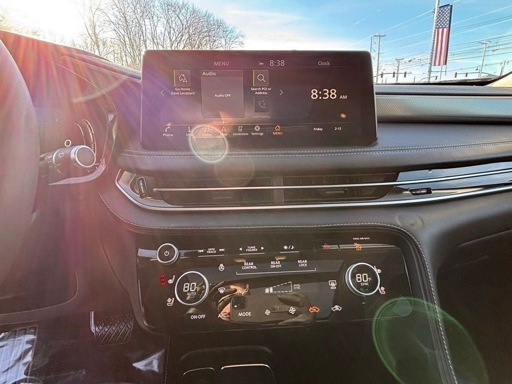 2023 INFINITI QX60 LUXE