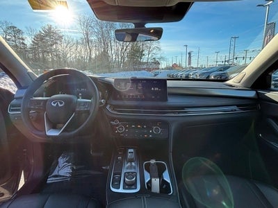 2023 INFINITI QX60 LUXE