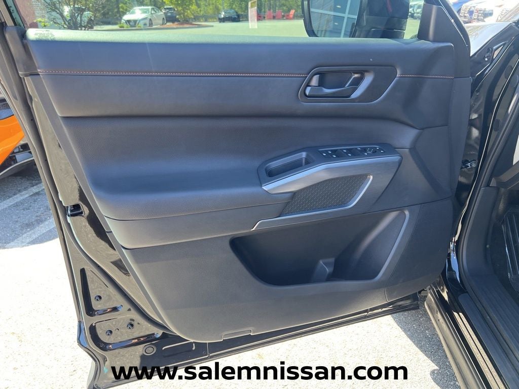 2025 Nissan Pathfinder Rock Creek