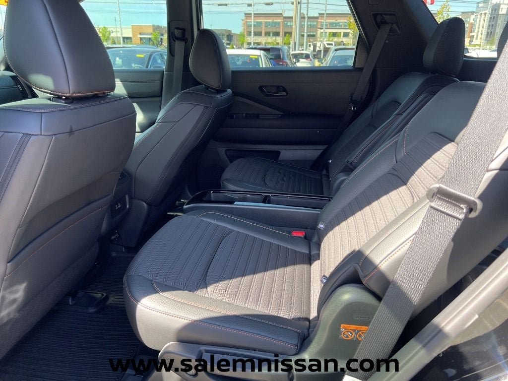 2025 Nissan Pathfinder Rock Creek