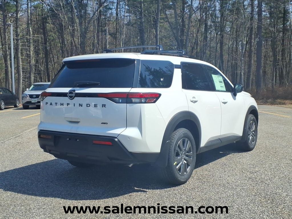 2026 Nissan Pathfinder SV