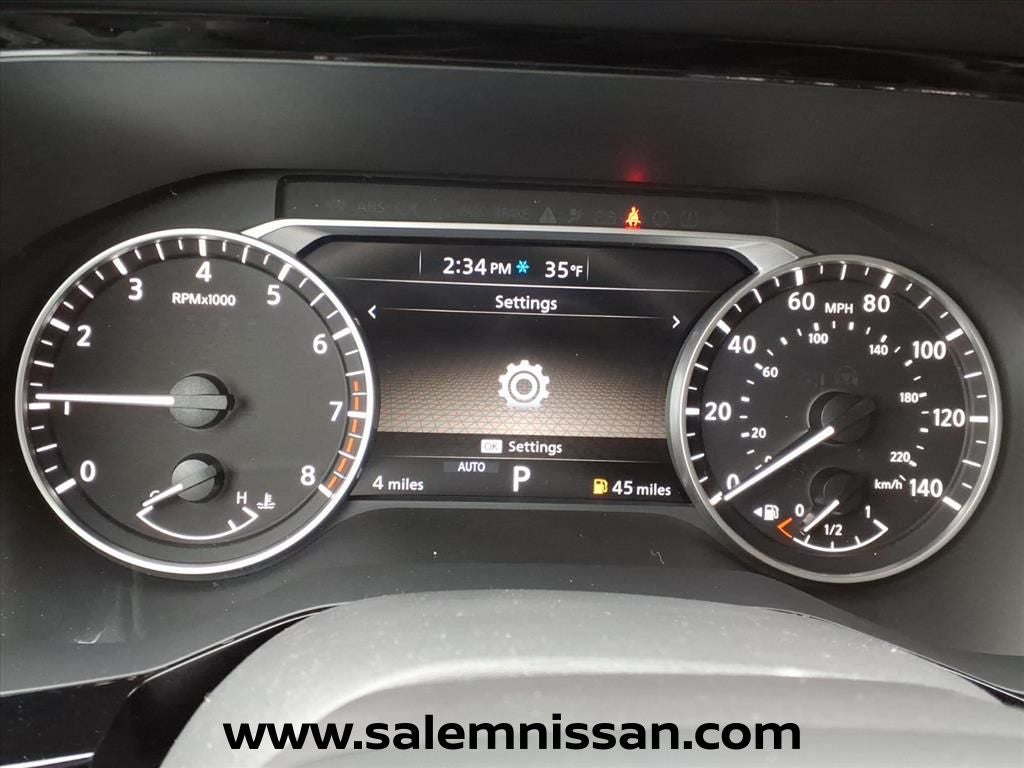 2026 Nissan Pathfinder SV