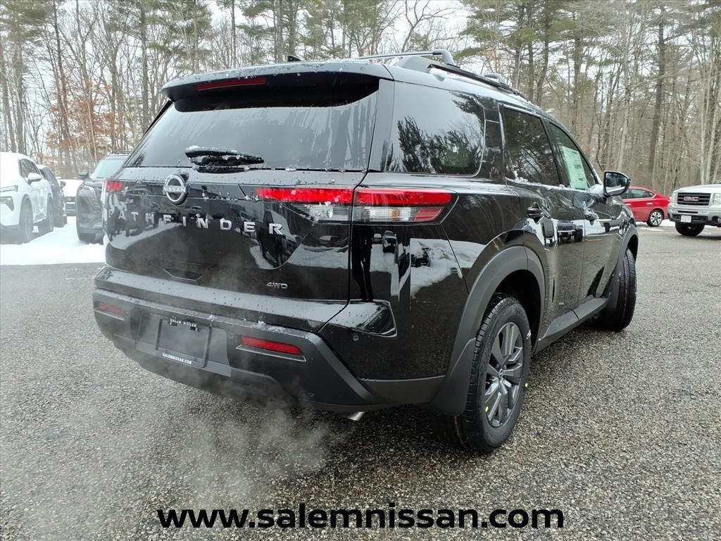 2026 Nissan Pathfinder SV