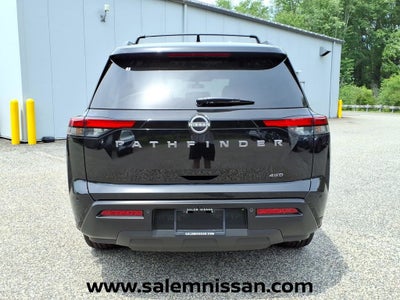 2026 Nissan Pathfinder SV
