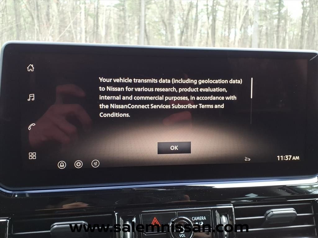 2026 Nissan Pathfinder SV