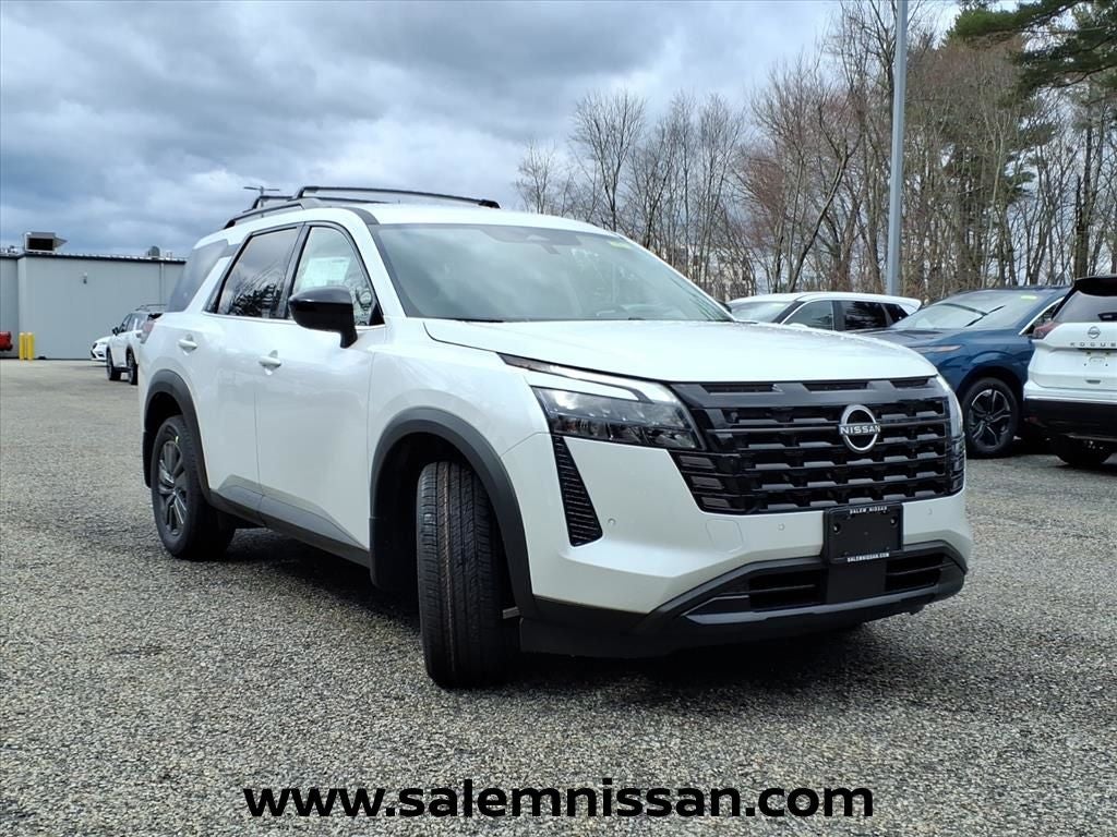 2026 Nissan Pathfinder SV