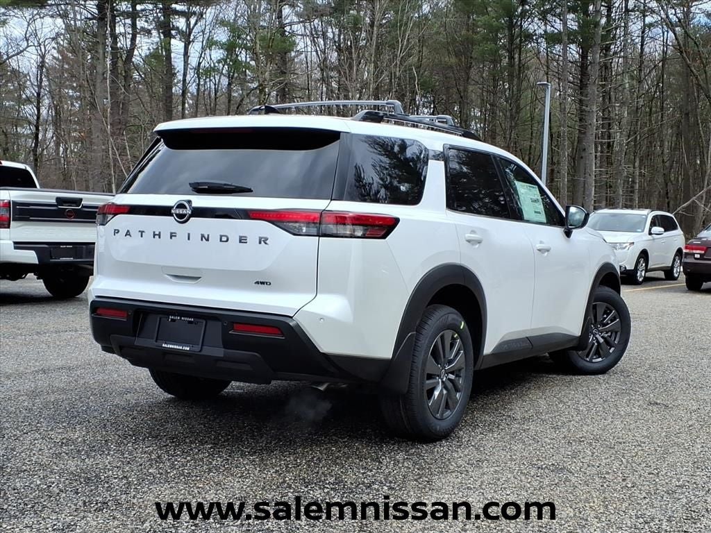 2026 Nissan Pathfinder SV