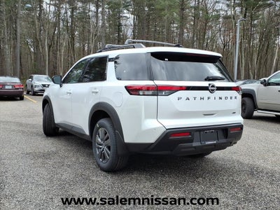 2026 Nissan Pathfinder SV